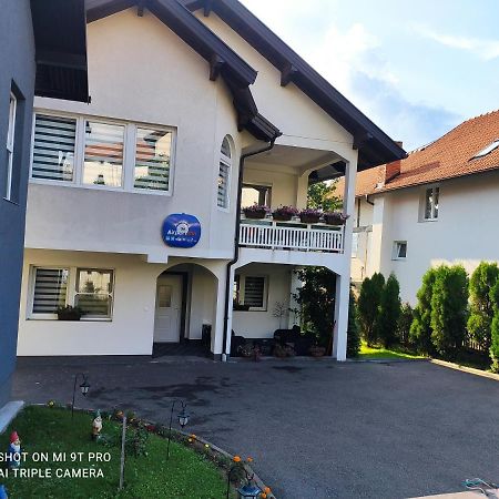 Apartments Airport Inn Dubrave Gornje 외부 사진