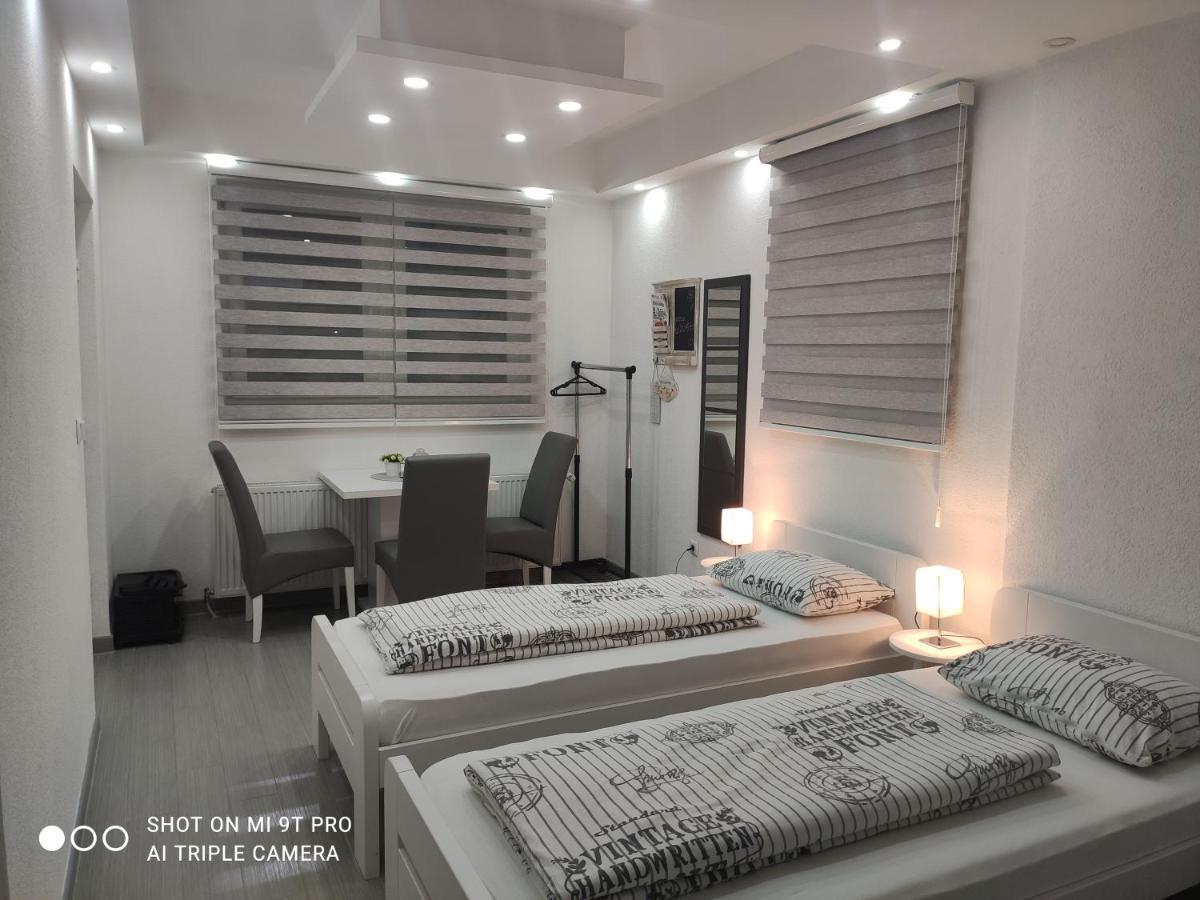 Apartments Airport Inn Dubrave Gornje 외부 사진