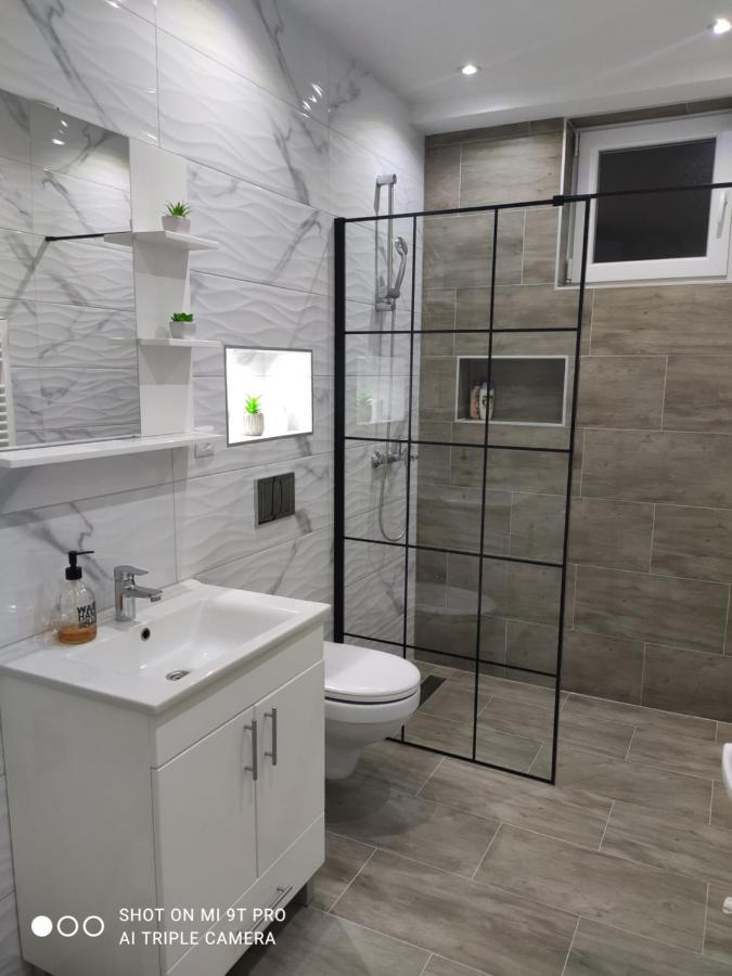 Apartments Airport Inn Dubrave Gornje 외부 사진